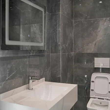 Azura Adriatik Apartment Golem (Tirana)